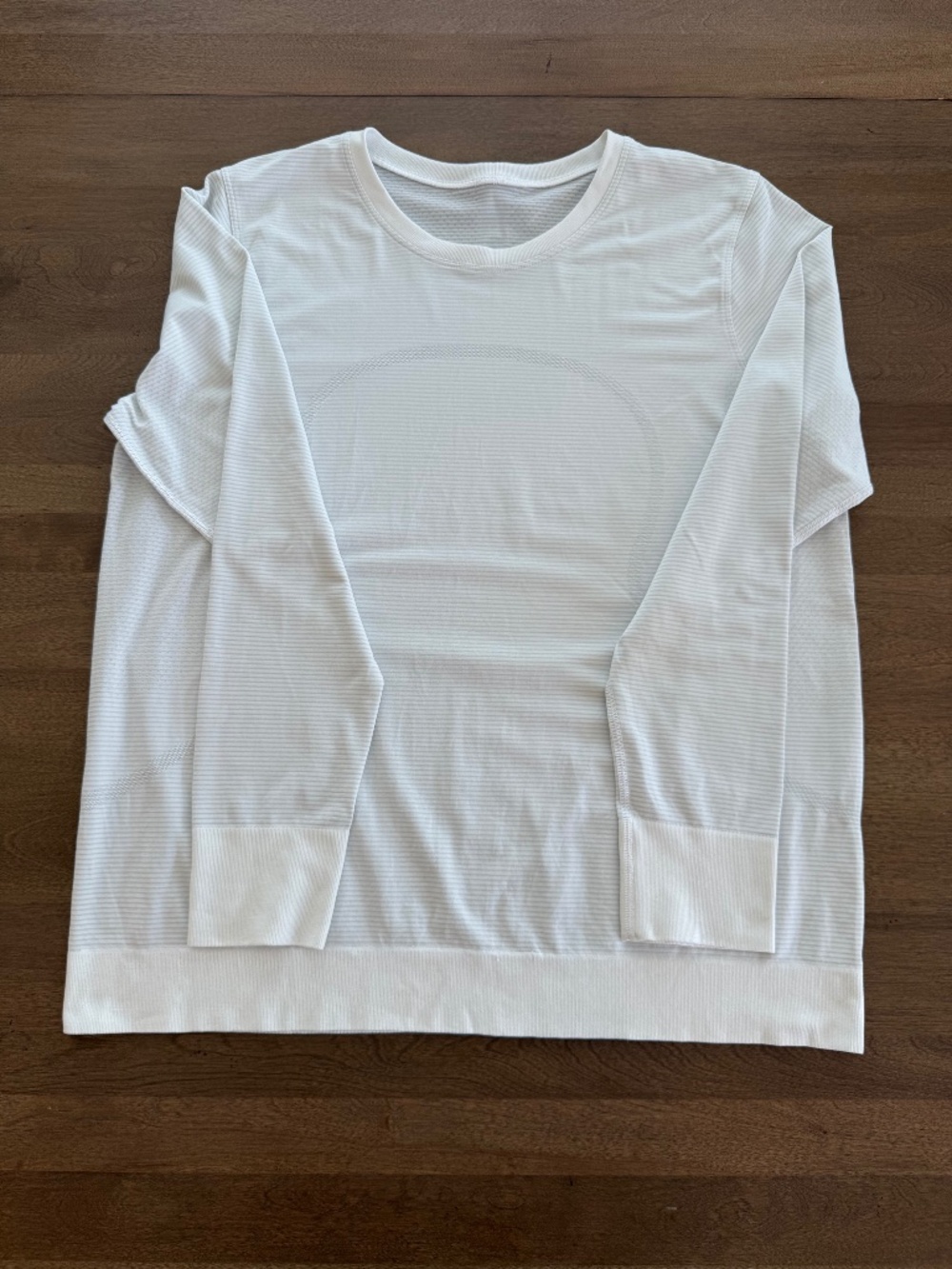 Lululemon Relaxed Swiftly Tech Long-Sleeve Shirt 2.0 *Hip Length*